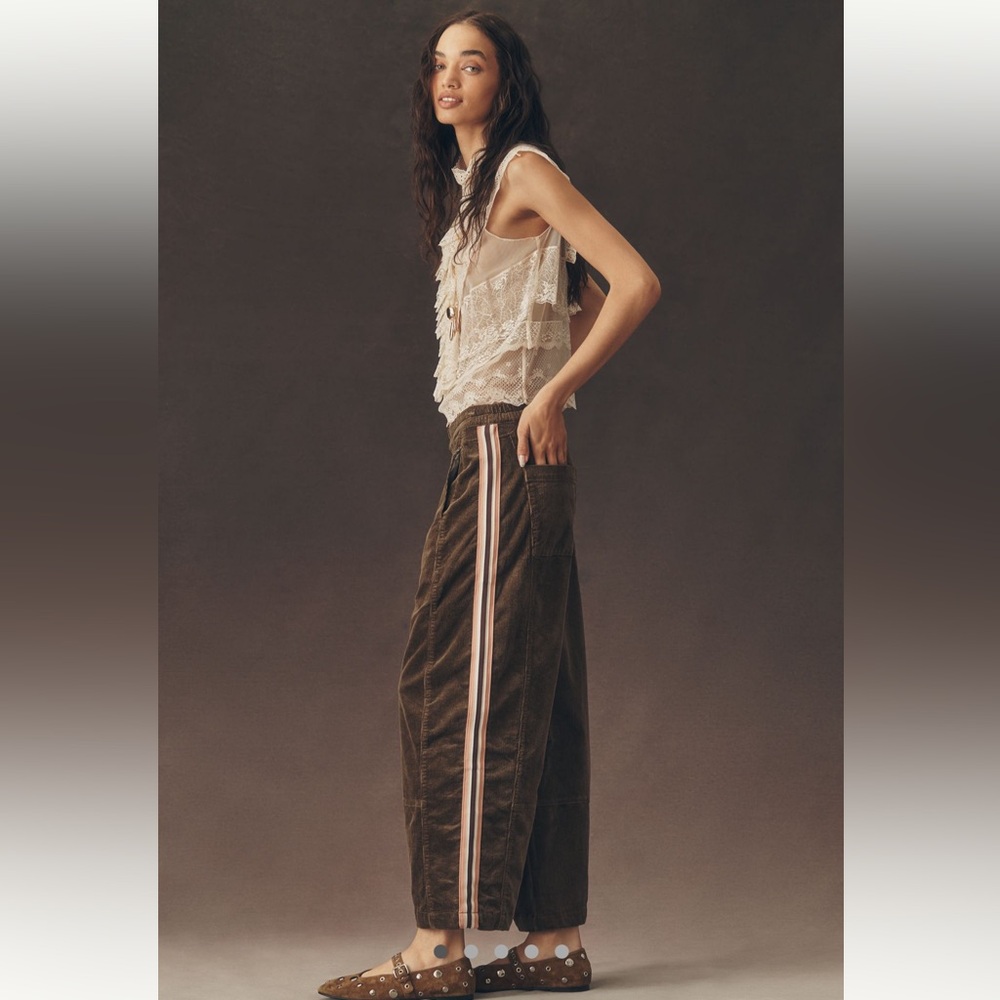 The Izzy Relaxed Pull on Corduroy Barrel Pants by Pilcro -NWT-